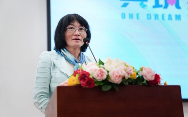 海南大学教授林海英发言