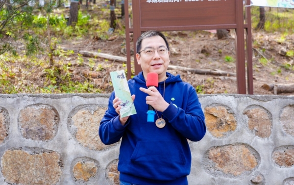 北京林学会秘书长曹吉鑫致辞