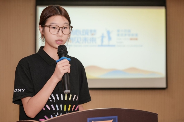 大学生志愿者代表发言
