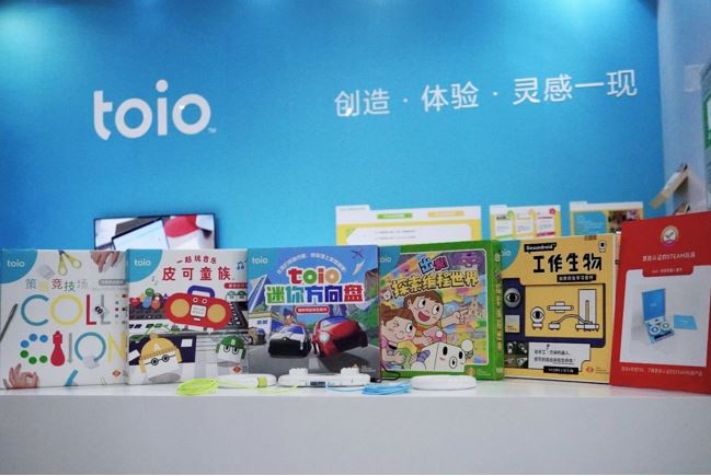 toio?五大主題家族和toio?機器人套件