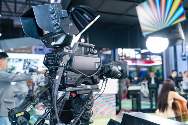 系统摄像机现场图