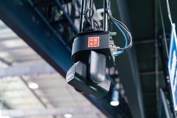 AI智能构图PTZ摄像机