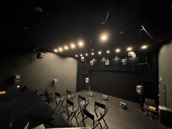 音频与后期审片区